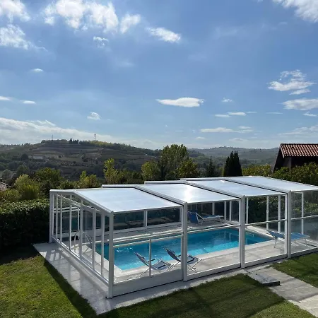 La Casa Blu Apartment *